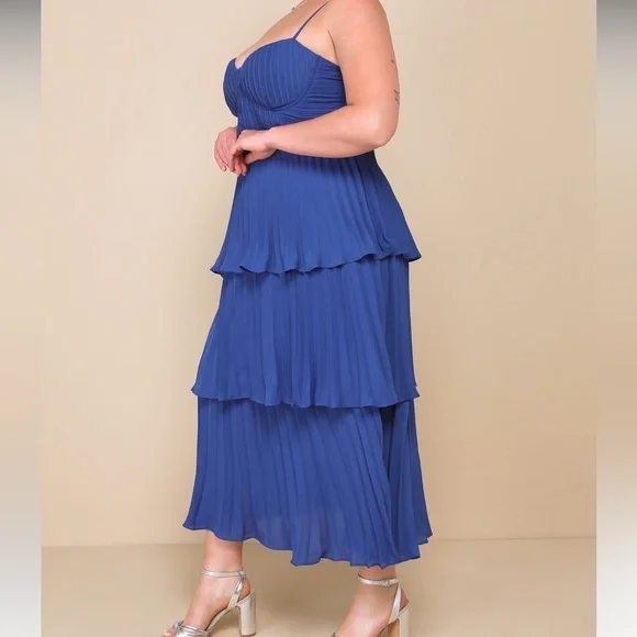 Lulu's Blue Pleated Midi Dress - Picture 3 of 3